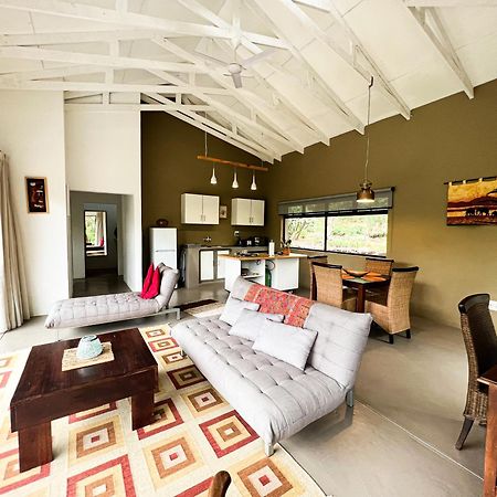 Ukuthula Cottages Kampersrus AH Екстериор снимка